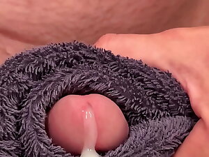 Me masturbating to orgasm 9