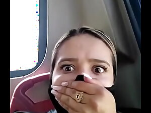 Policía se viene en bus publico